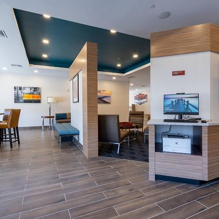 Towneplace Suites By Marriott Clinton Exterior photo