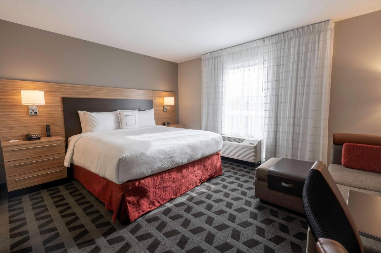 Towneplace Suites By Marriott Clinton Exterior photo
