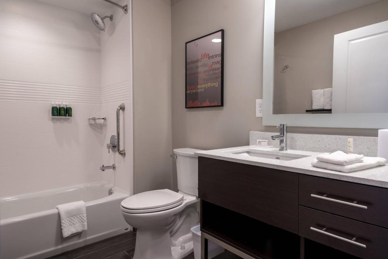 Towneplace Suites By Marriott Clinton Exterior photo